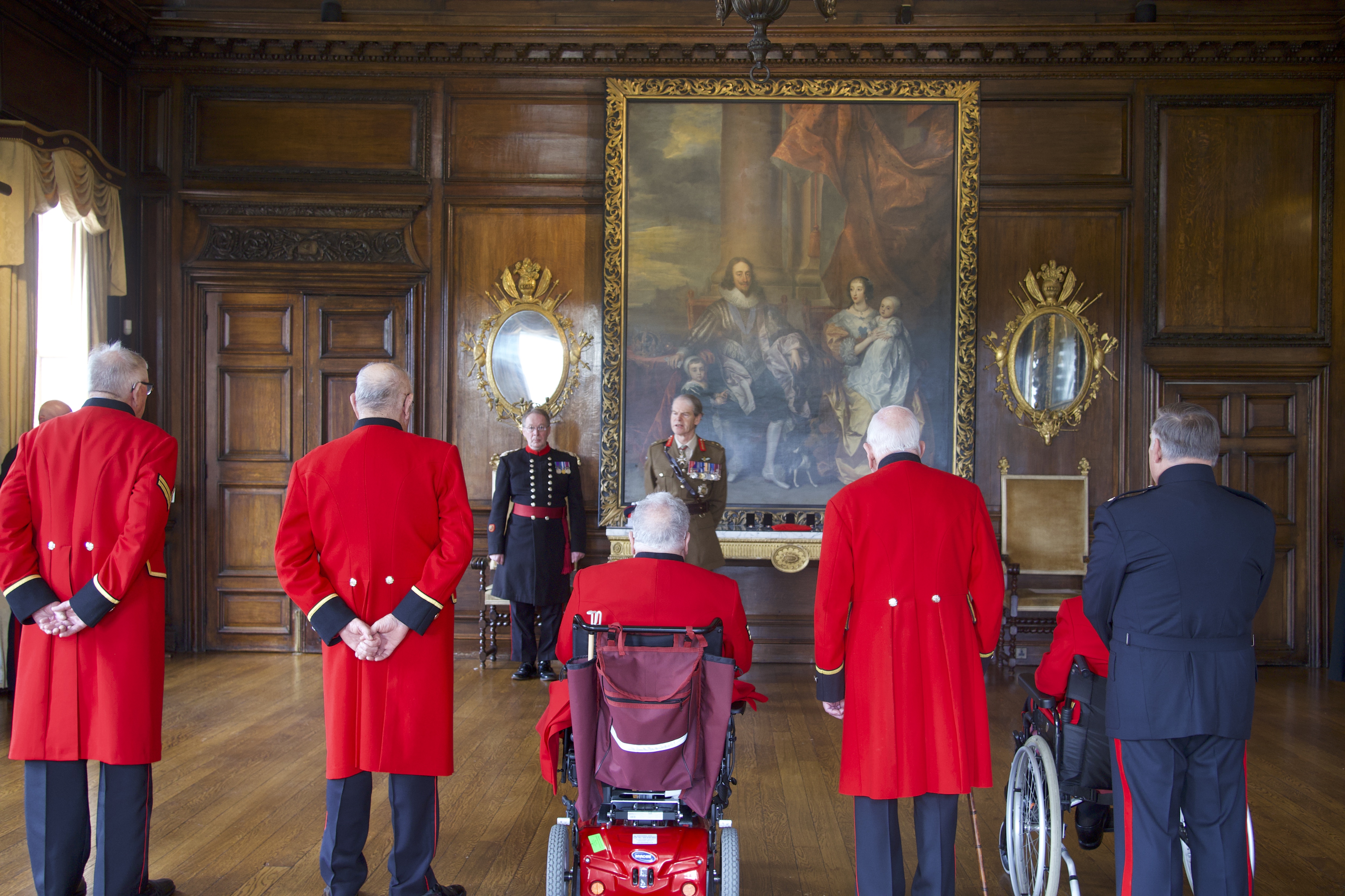 Governor giving speech to Chelsea Pensioners receiving Nuclear Test Medals