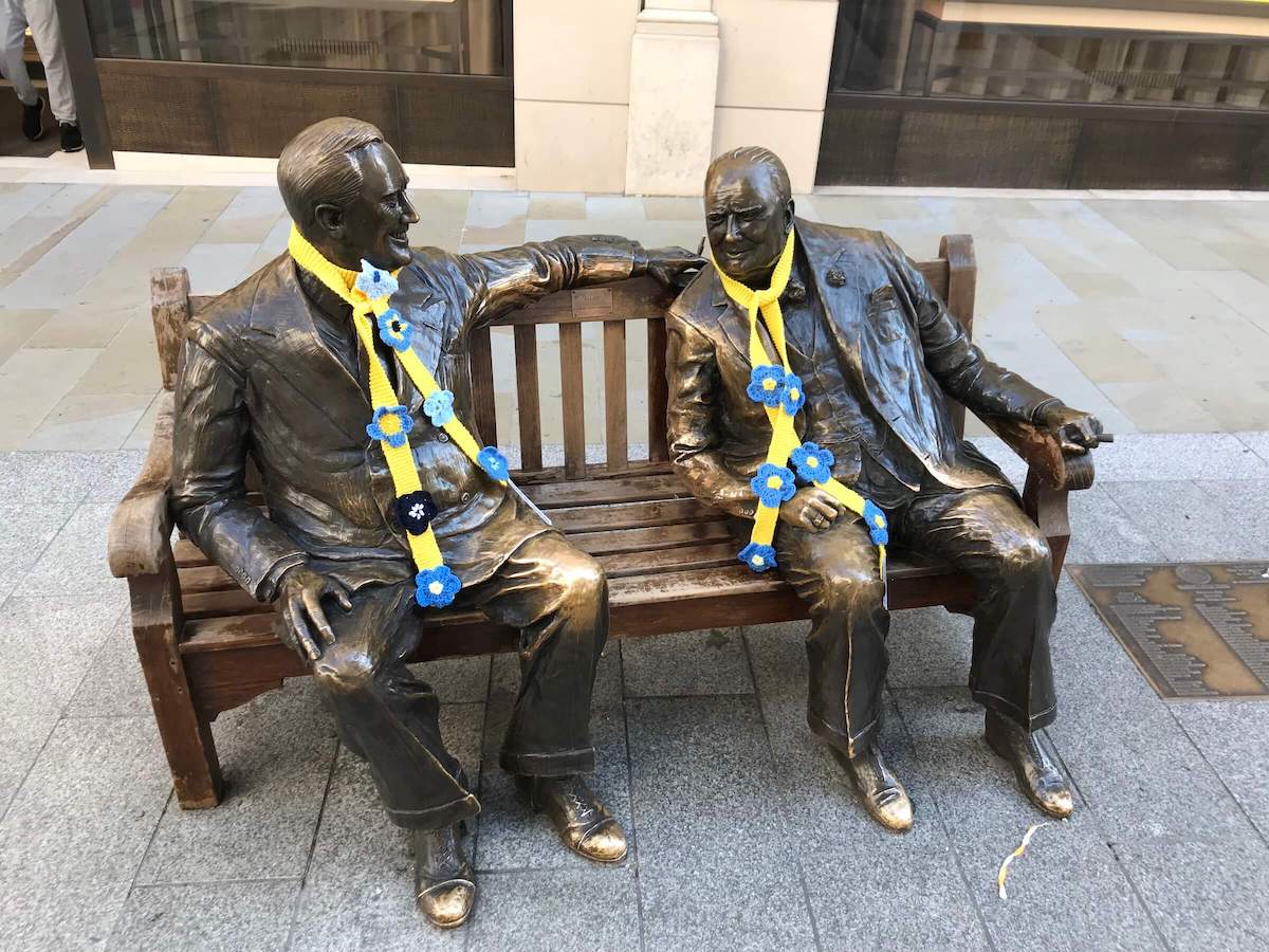 Churchill & Roosevelt Adorned with Forget-me-not Scarves